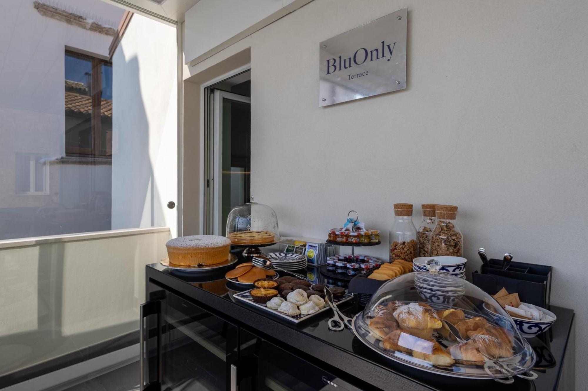 Bluonly Boutique B&B Васто Екстер'єр фото