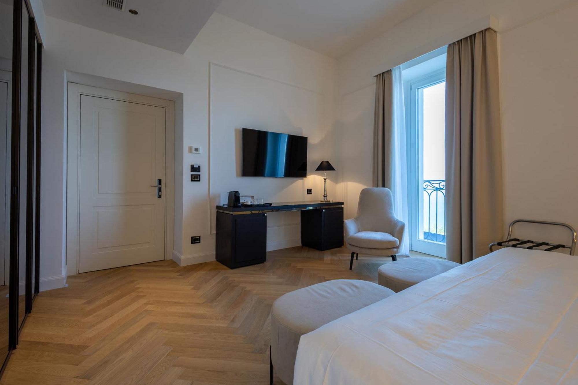 Bluonly Boutique B&B Васто Екстер'єр фото