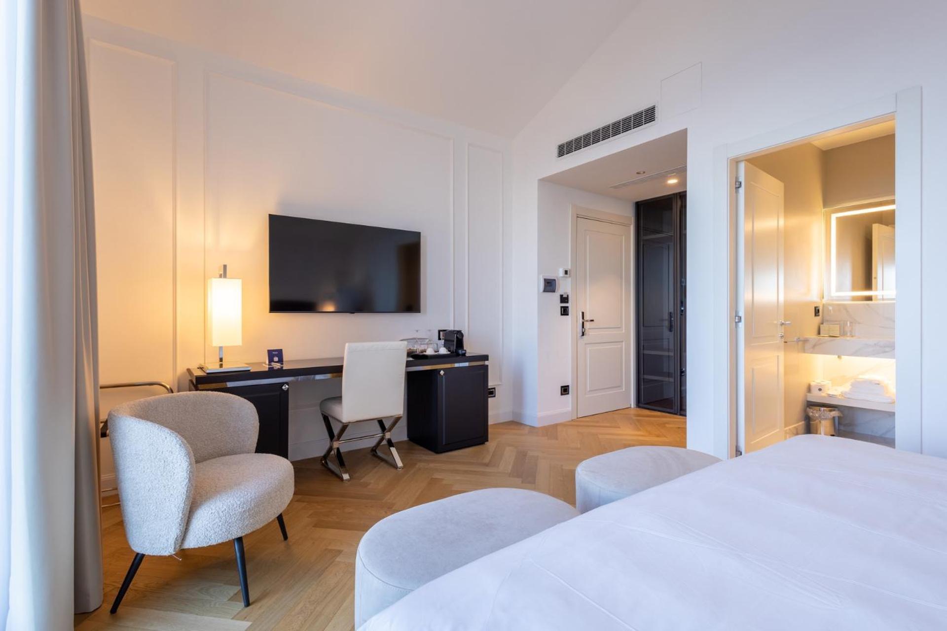 Bluonly Boutique B&B Васто Екстер'єр фото